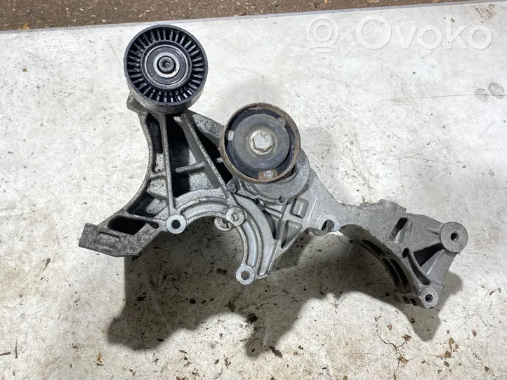 Audi A4 S4 B6 8E 8H Supporto del generatore/alternatore 036903143b