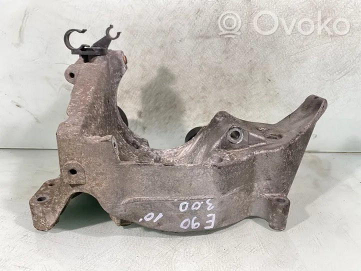 BMW 3 E90 E91 Generator/alternator bracket 780263902