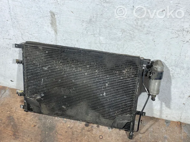 Volvo XC70 Radiateur condenseur de climatisation 