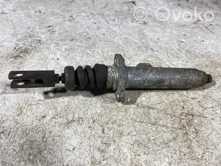 Audi 80 90 S2 B4 Główny cylinder sprzęgła 893721401b