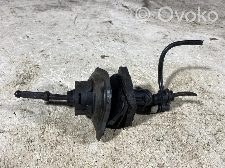 Volvo V50 Główny cylinder sprzęgła 