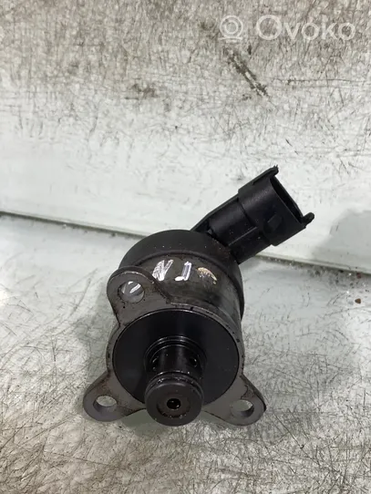 Opel Insignia A Fuel pressure sensor 0928400680