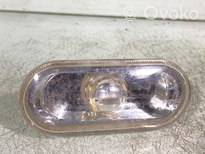 Volkswagen Golf IV Front fender indicator light 1j0949117