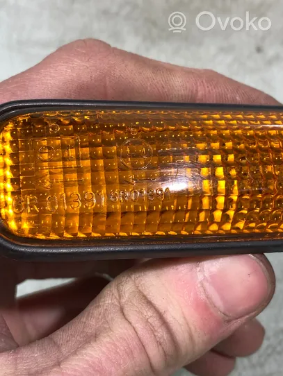 Honda CR-V Front fender indicator light 6r01391