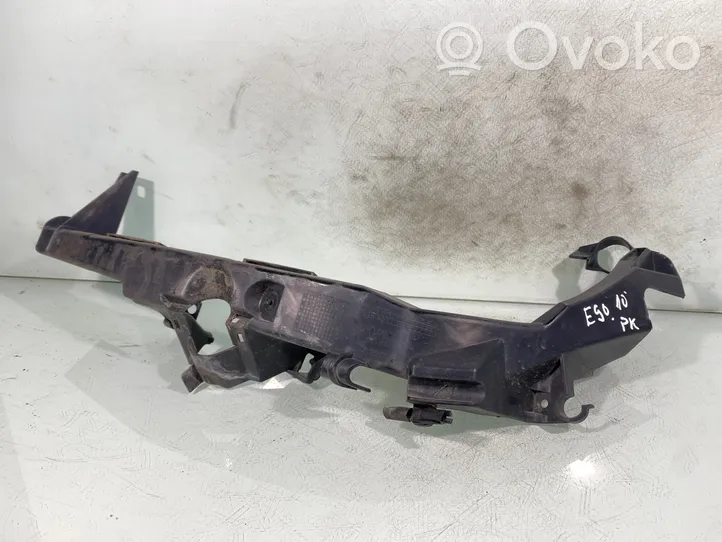 BMW 3 E90 E91 Headlight/headlamp mounting bracket 7138401