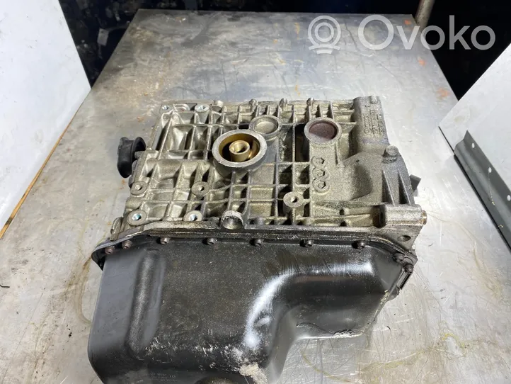 Volkswagen Golf IV Bloc moteur 036115105b