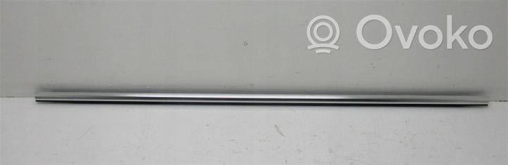 Volkswagen Golf VII Listwa drzwi tylnych 5G9839476
