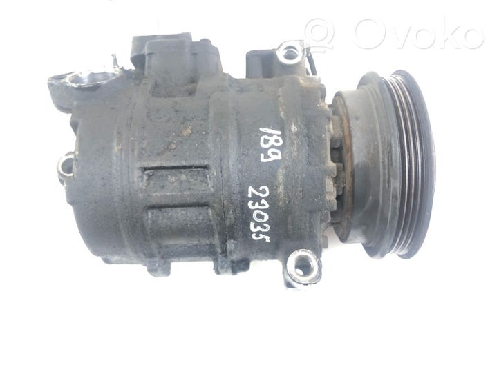 Volkswagen PASSAT B5.5 Compressore aria condizionata (A/C) (pompa) 8D0260808