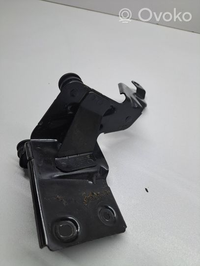 Volkswagen PASSAT B8 ABS pump bracket 5Q1614235