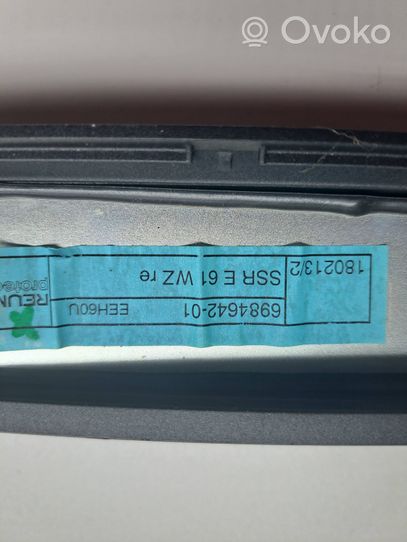 BMW 5 E60 E61 Muu sisätilojen osa 698464201