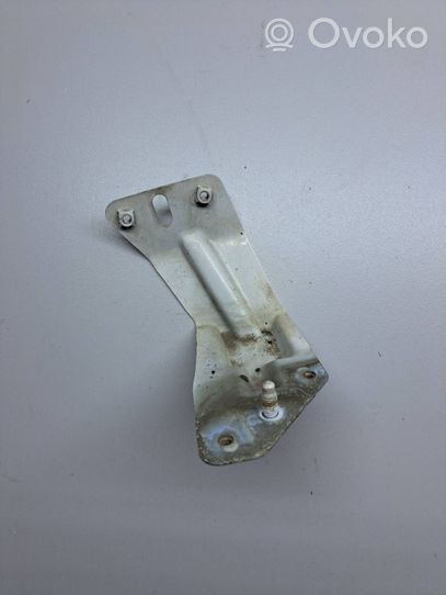 Seat Altea XL Supporto di montaggio del parafango 5p0821135