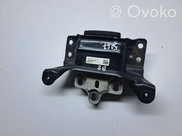 Volkswagen PASSAT B8 Supporto di montaggio del motore 5Q0199555BJ