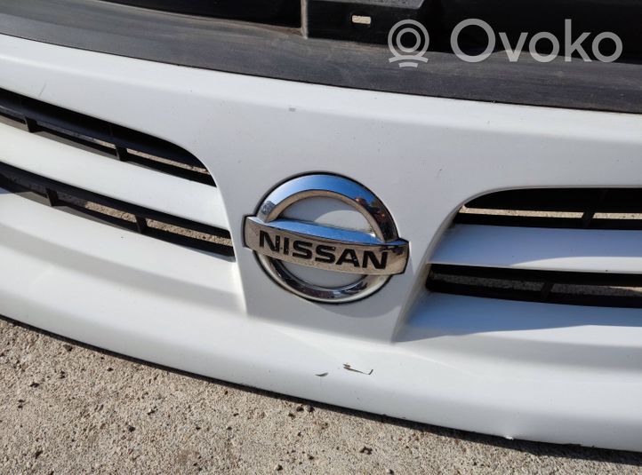 Nissan Primastar Griglia superiore del radiatore paraurti anteriore 623100250