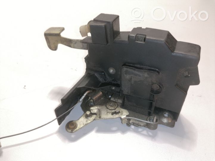 BMW 7 E32 Serrure de porte avant 81057810