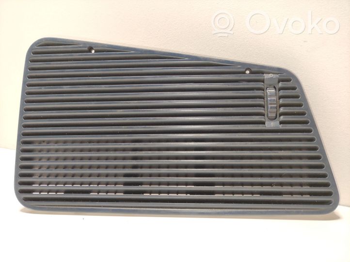 BMW 7 E32 Dash center air vent grill 64221375564