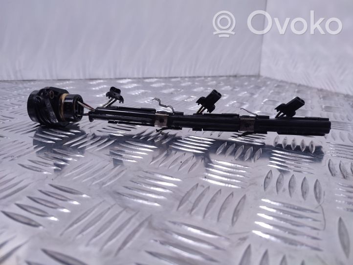 Volkswagen Polo Cables de los inyectores de combustible 045971803