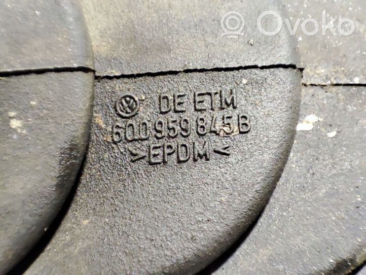 Volkswagen Polo Etuoven johtosarjan johdinnipun kumisuojus 6Q0959845B