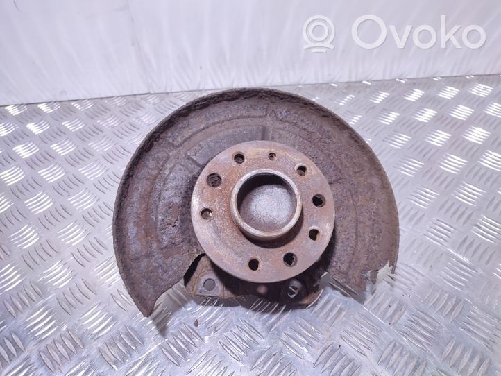 Opel Astra H Pivot de moyeu arrière 93178626