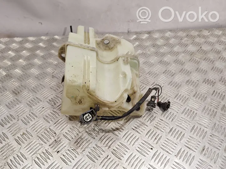 Volvo V70 Windshield washer fluid reservoir/tank 9178881