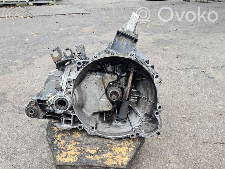 Citroen Jumper Mechaninė 5 pavarų dėžė 9431285021