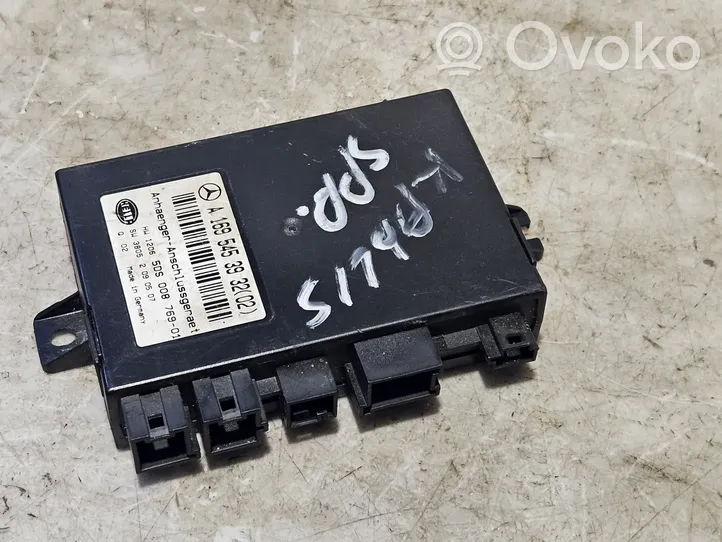 Mercedes-Benz Sprinter W906 Module de contrôle crochet de remorque A1695453932