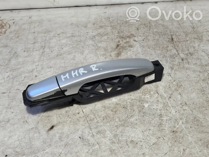 Chevrolet HHR Front door exterior handle 15786204