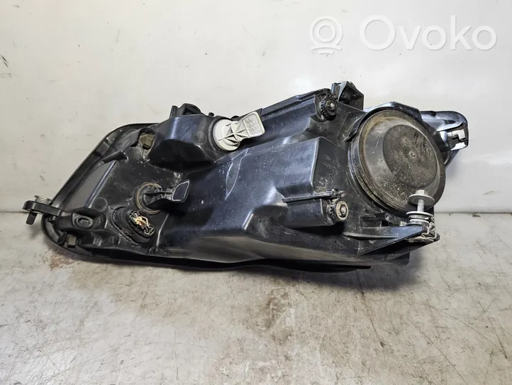 Volkswagen Touran II Headlight/headlamp 01201410