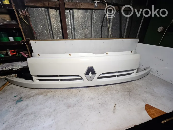 Renault Master II Grille calandre supérieure de pare-chocs avant 7700352125