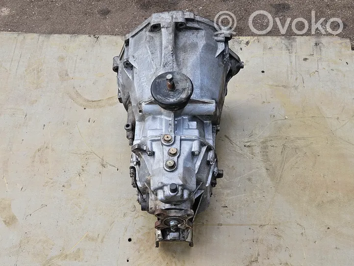 Volkswagen II LT Manual 5 speed gearbox 711614