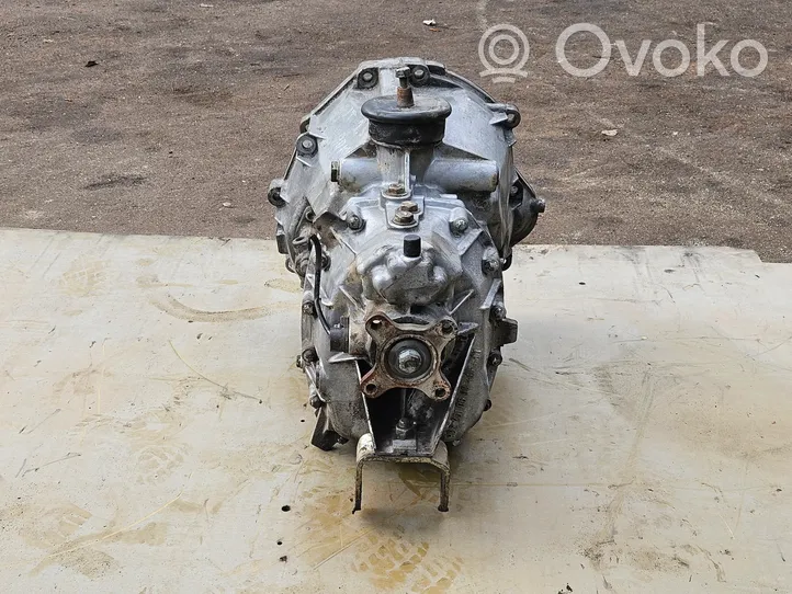 Volkswagen II LT Manual 5 speed gearbox 711614