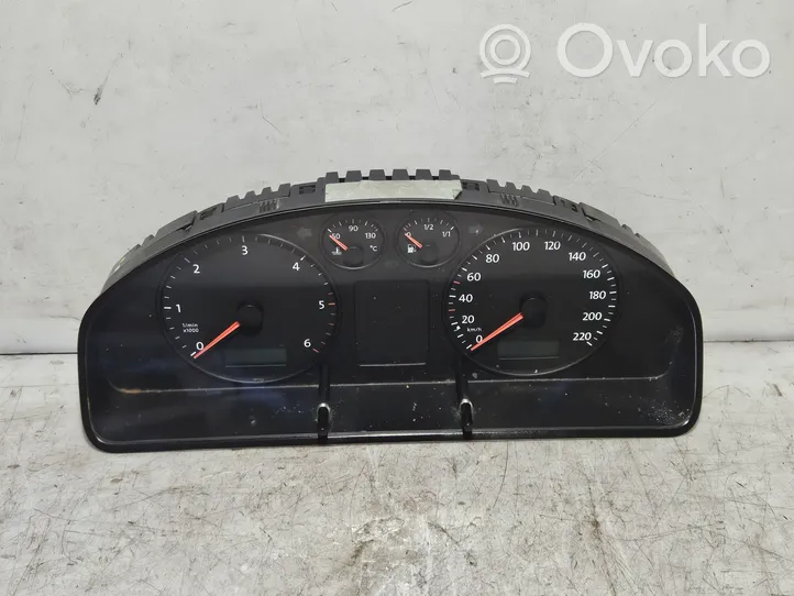 Volkswagen Transporter - Caravelle T5 Speedometer (instrument cluster) 7H0920851E