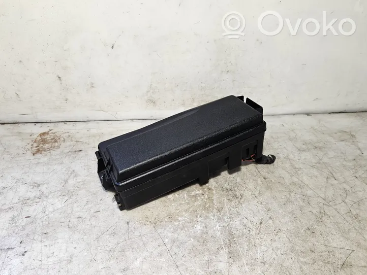 Opel Signum Module de fusibles 13144709