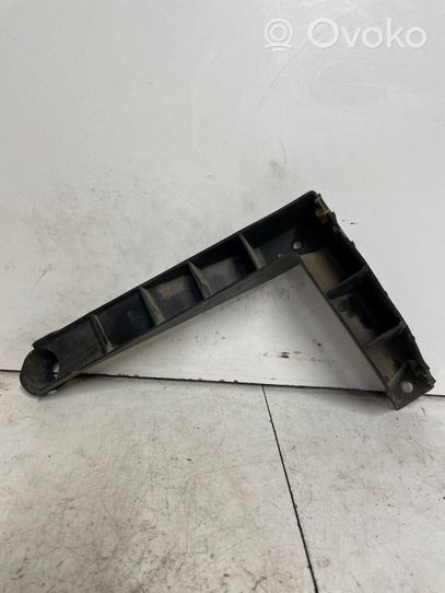 Volkswagen Touareg I Staffa angolare del supporto di montaggio del paraurti 7L6807862