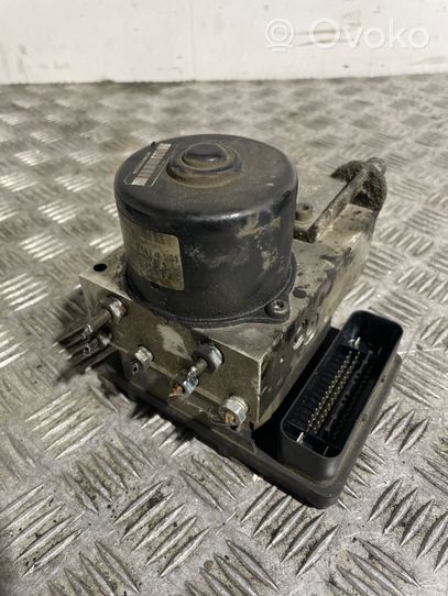 Mercedes-Benz C W203 ABS Pump A2095452532