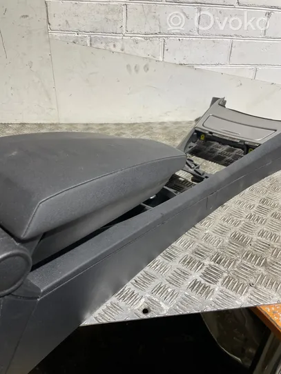 BMW 1 E81 E87 Center console 7078564