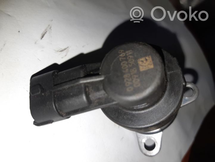 Renault Master III Fuel pressure regulator 0928400769