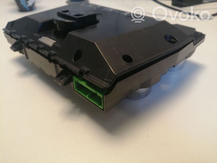 Volvo V60 Console centrale, commande chauffage/clim 31443426