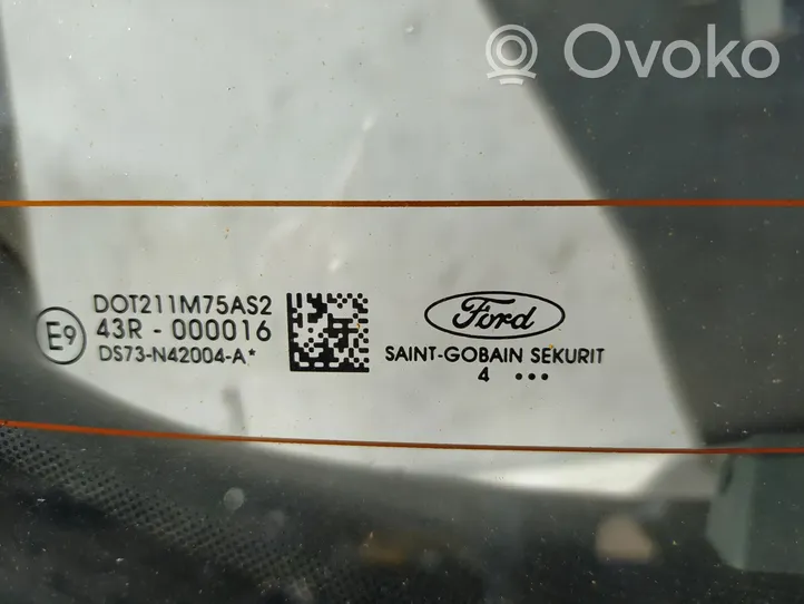 Ford Mondeo MK V Takaluukun/tavaratilan kansi 