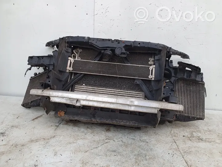 Audi Q7 4L Front bodywork piece 