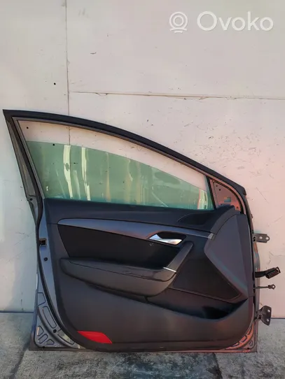 Hyundai i40 Priekinės durys 