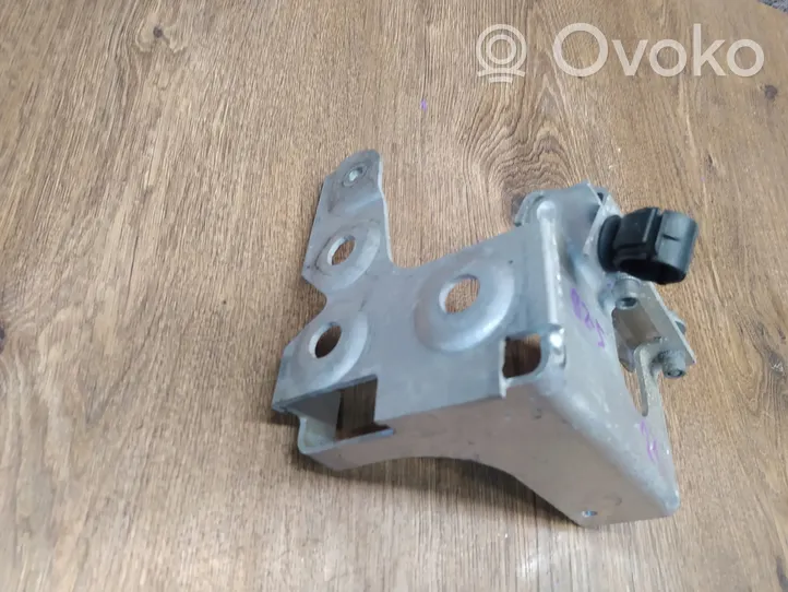 BMW Z4 g29 Radiator mount bracket 