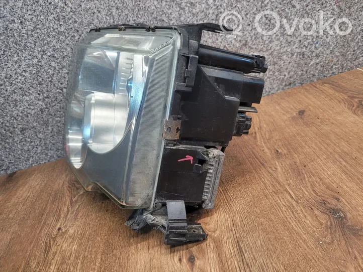 Land Rover Range Rover L322 Lampa przednia 