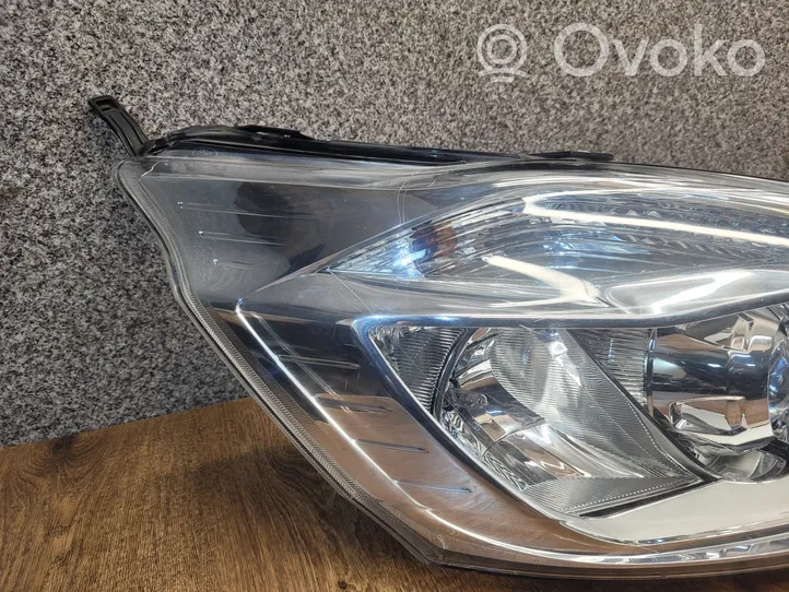 Ford Transit Custom Headlight/headlamp 