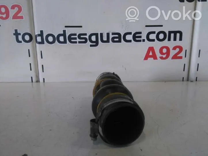 Peugeot 308 Manguera/tubo del intercooler 9683725580