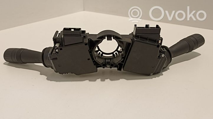 Toyota C-HR Leva/interruttore dell’indicatore di direzione e tergicristallo 17F852