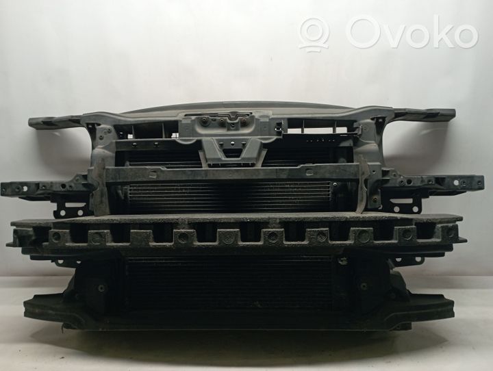 Volkswagen Touran I Set del radiatore 1T0805588