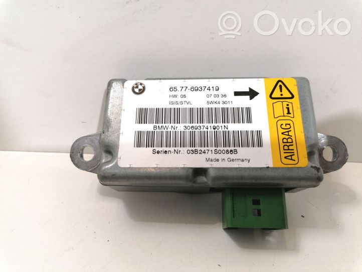 BMW 7 E65 E66 Sensore d’urto/d'impatto apertura airbag 65776937419