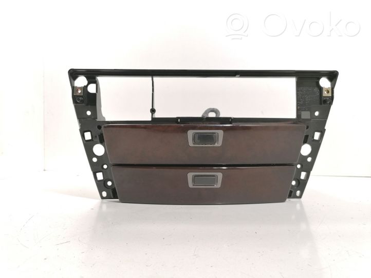 BMW 7 E65 E66 Boîte / compartiment de rangement pour tableau de bord 7032886918