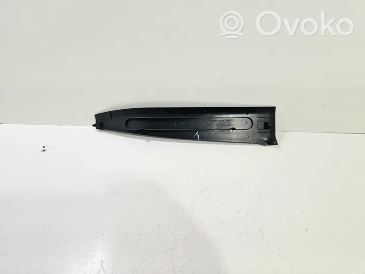 Volvo V40 Rivestimento del pannello 31102348