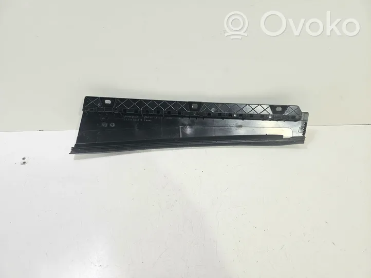 Volvo V40 Moulures des vitres de la porte arrière 31391185